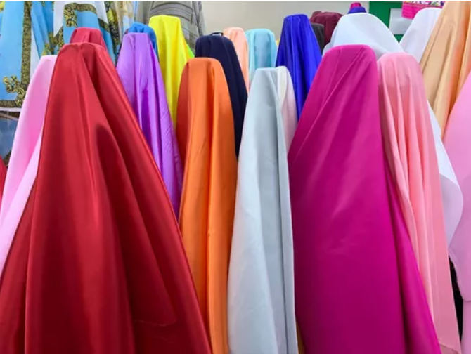 Tela razo 1.50x1 m