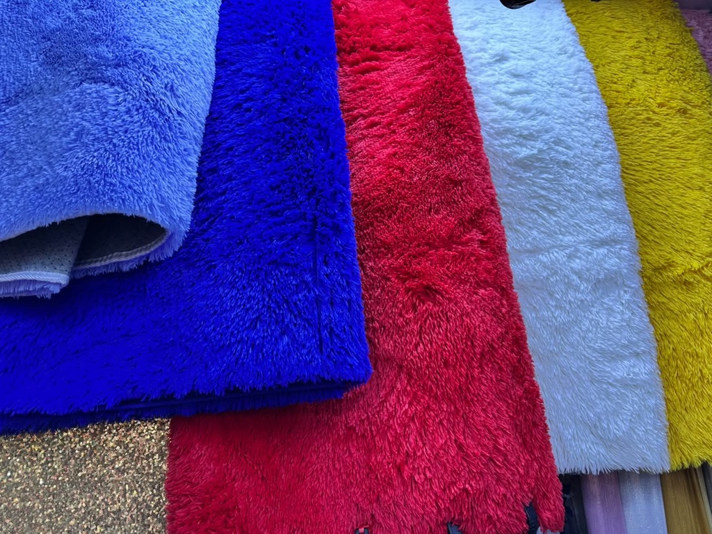Alfombras de peluches importadas